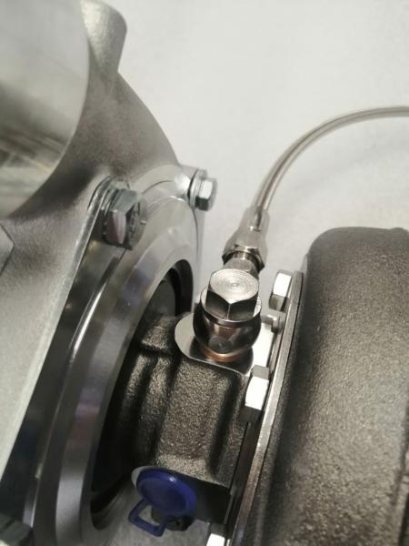 Ölzulaufleitung mit Adapter für Kettenspanner Garrett / Pulsar GT28 ,GT30 ,GT35 ,GTX28 ,GTX30, GTX35